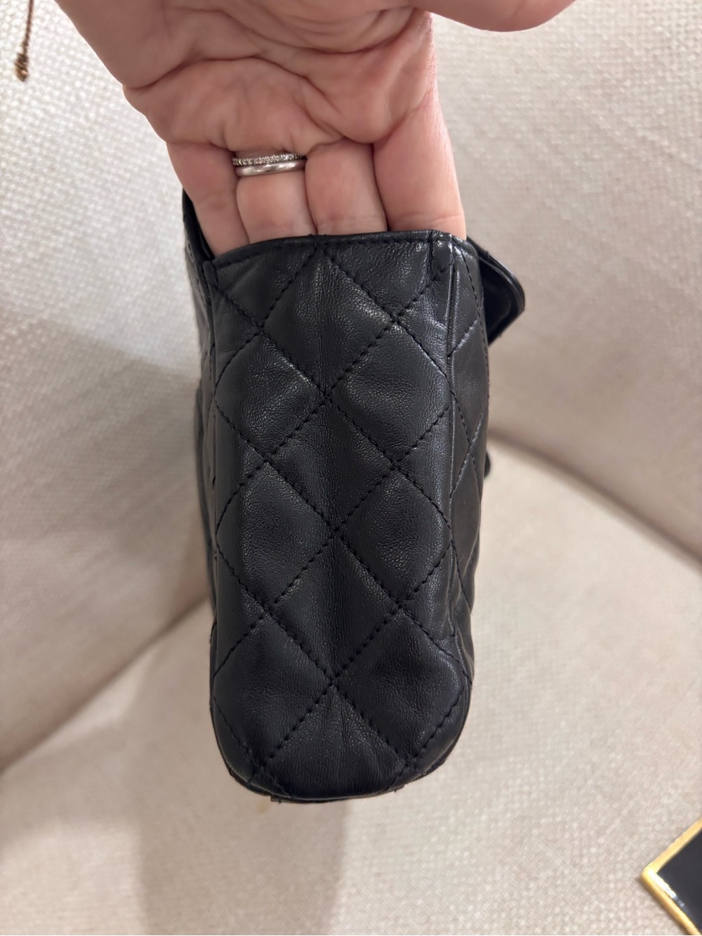 Authentic CHANEL single flap black lambskin 24k gold hardware clutch - Picture 3 of 13